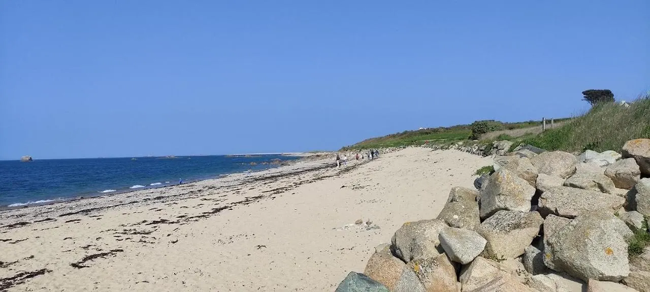 Holiday home Maison Pleubian Mer A Pied